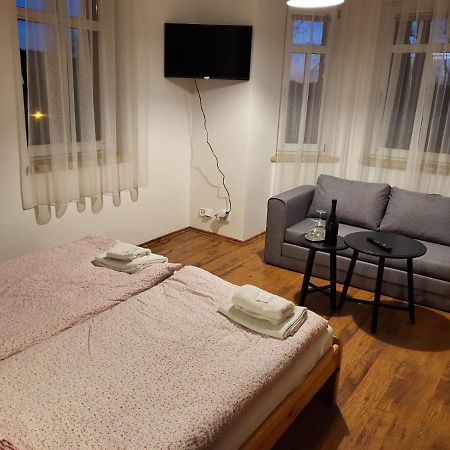 Pension Family Карлові Вари Екстер'єр фото