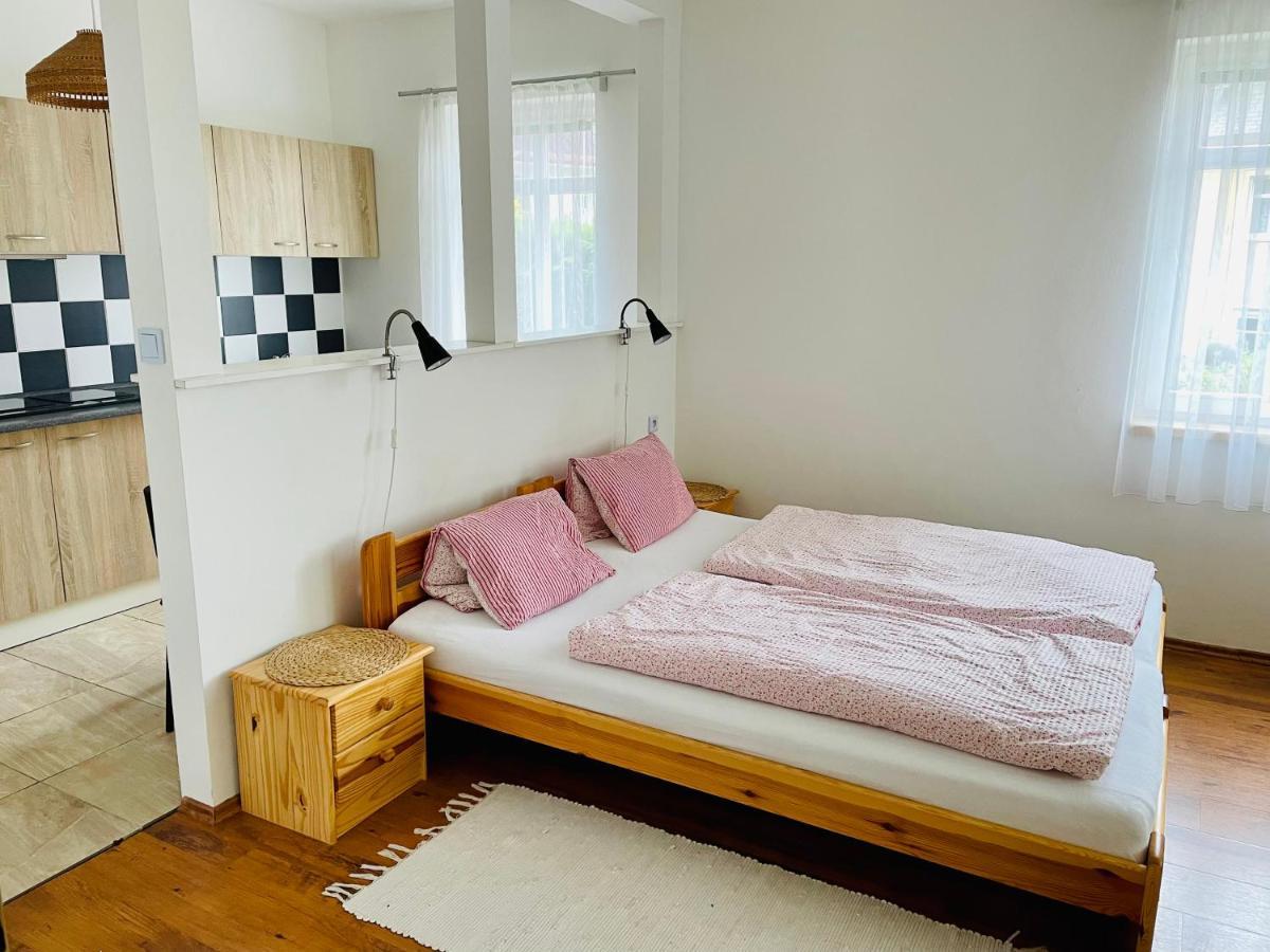 Pension Family Карлові Вари Екстер'єр фото
