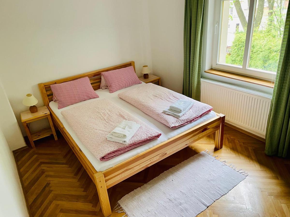 Pension Family Карлові Вари Екстер'єр фото
