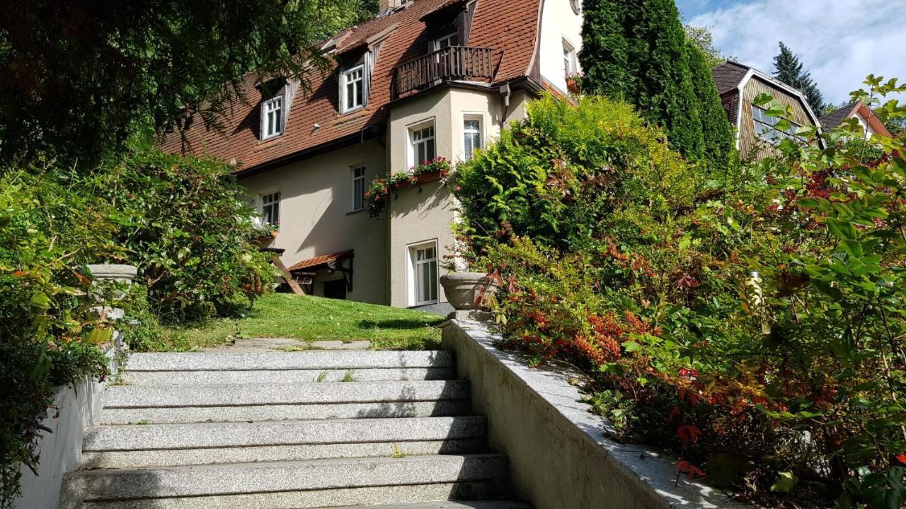 Pension Family Карлові Вари Екстер'єр фото
