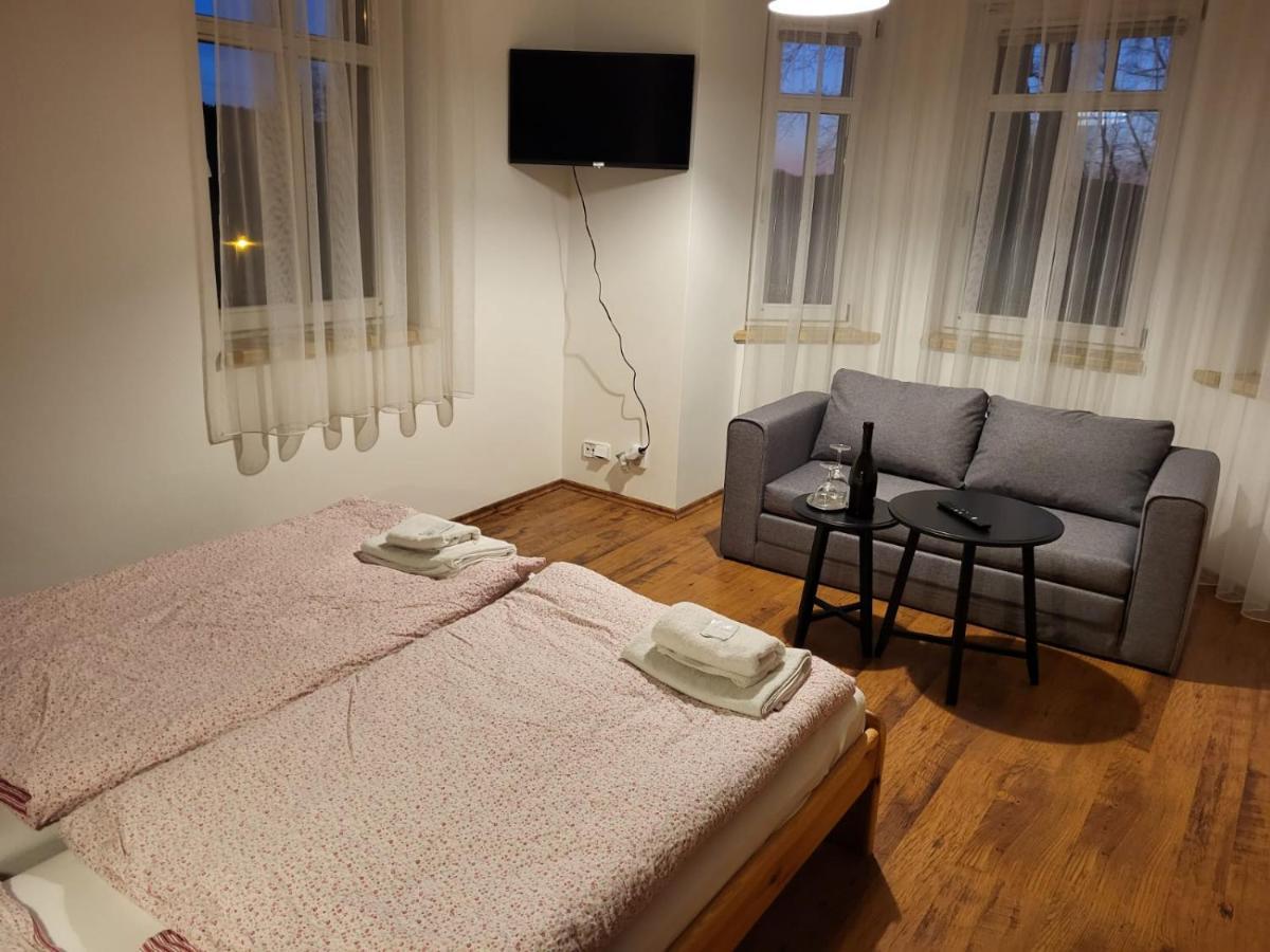 Pension Family Карлові Вари Екстер'єр фото